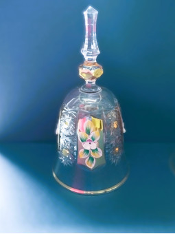 Cloche taillée 16 cm, or et...